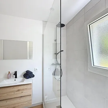 Maison Proche Plages Et Commerces 别墅